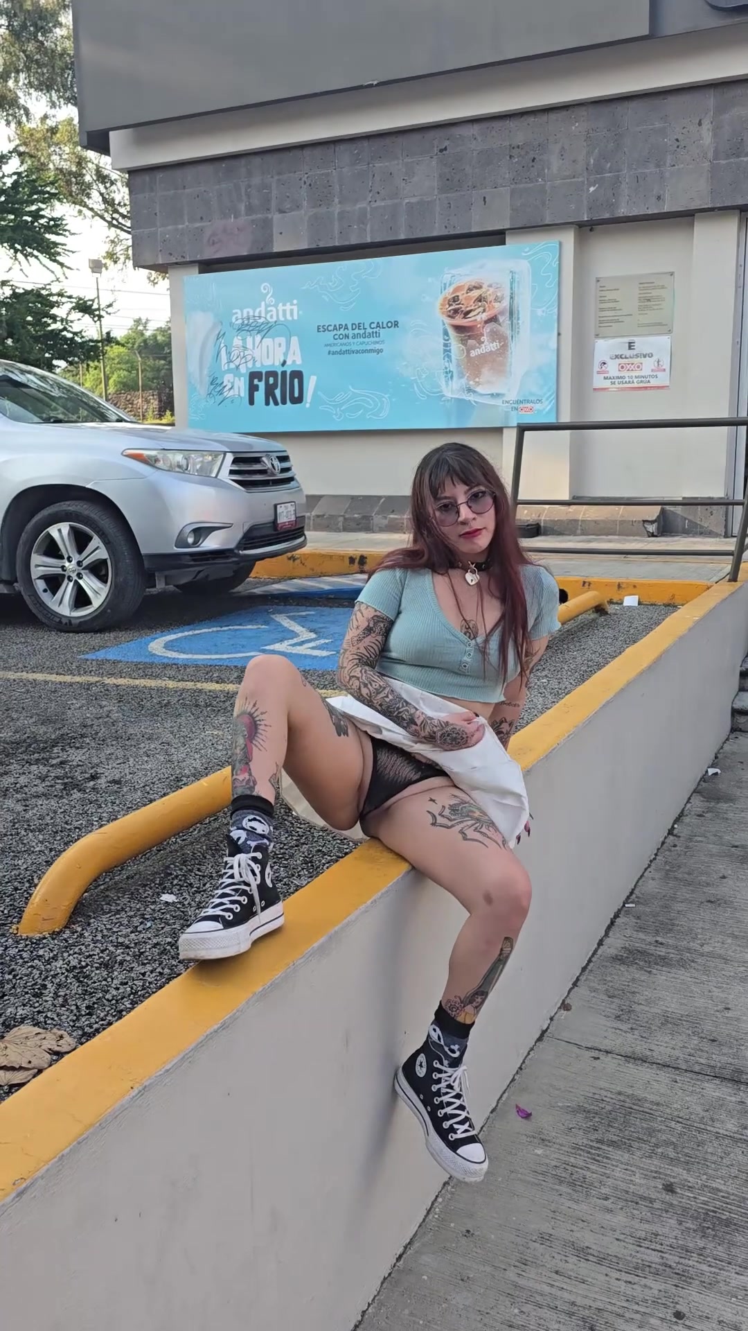 Letting you see all three holes quickly - free porn video