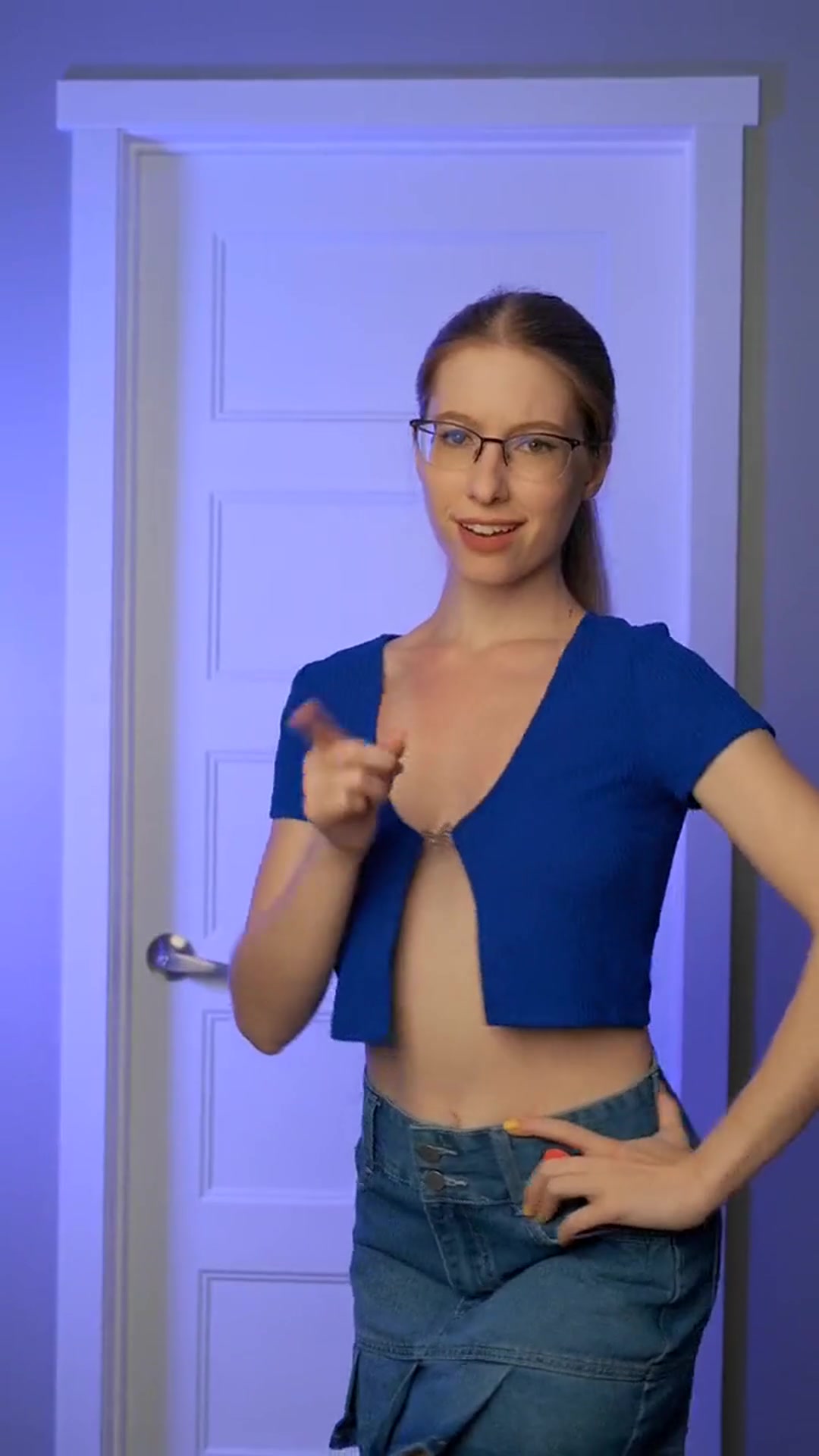 Risky shirt - free porn video