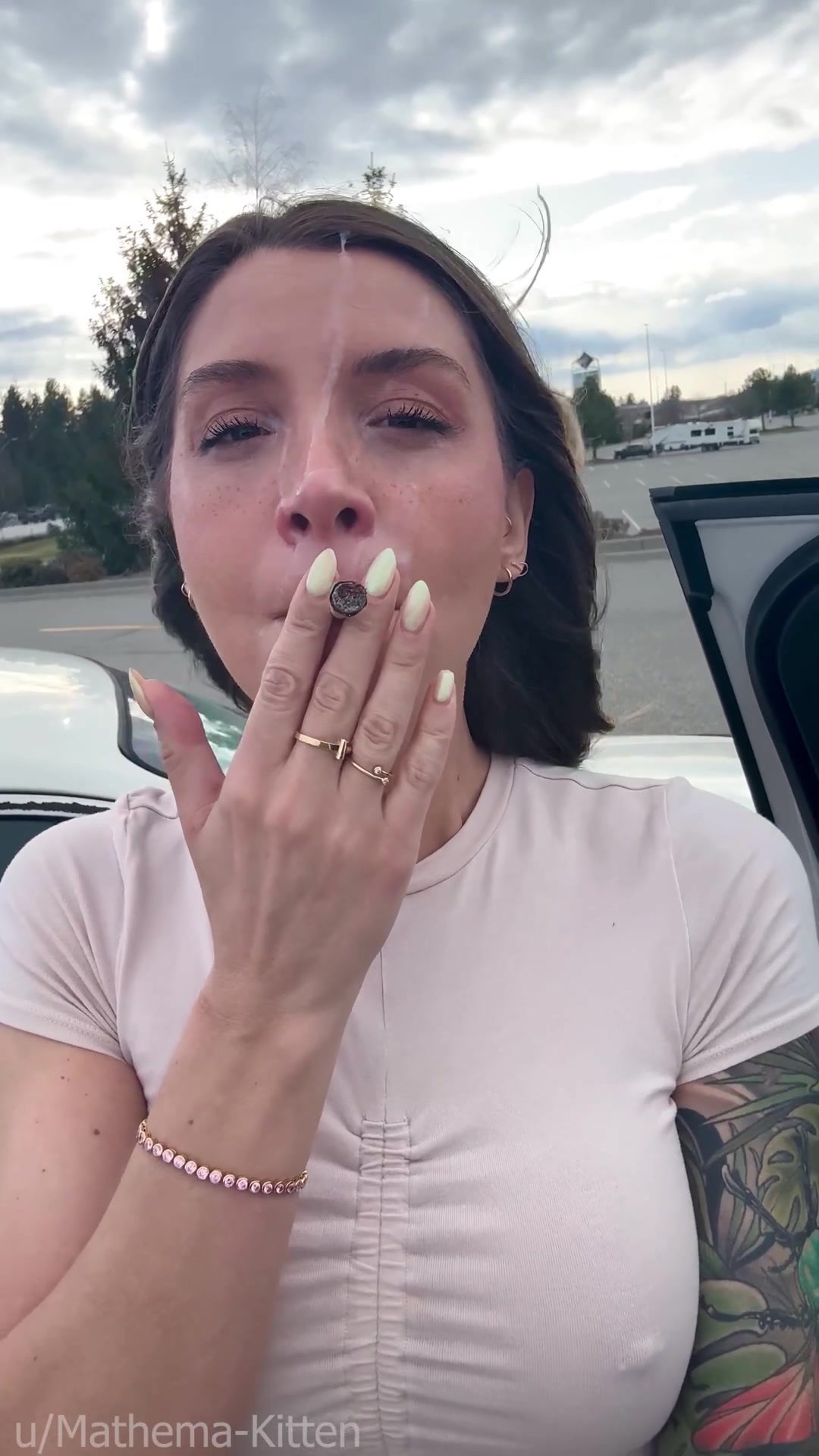 feeling like a good slut after taking this nice facial - free porn video