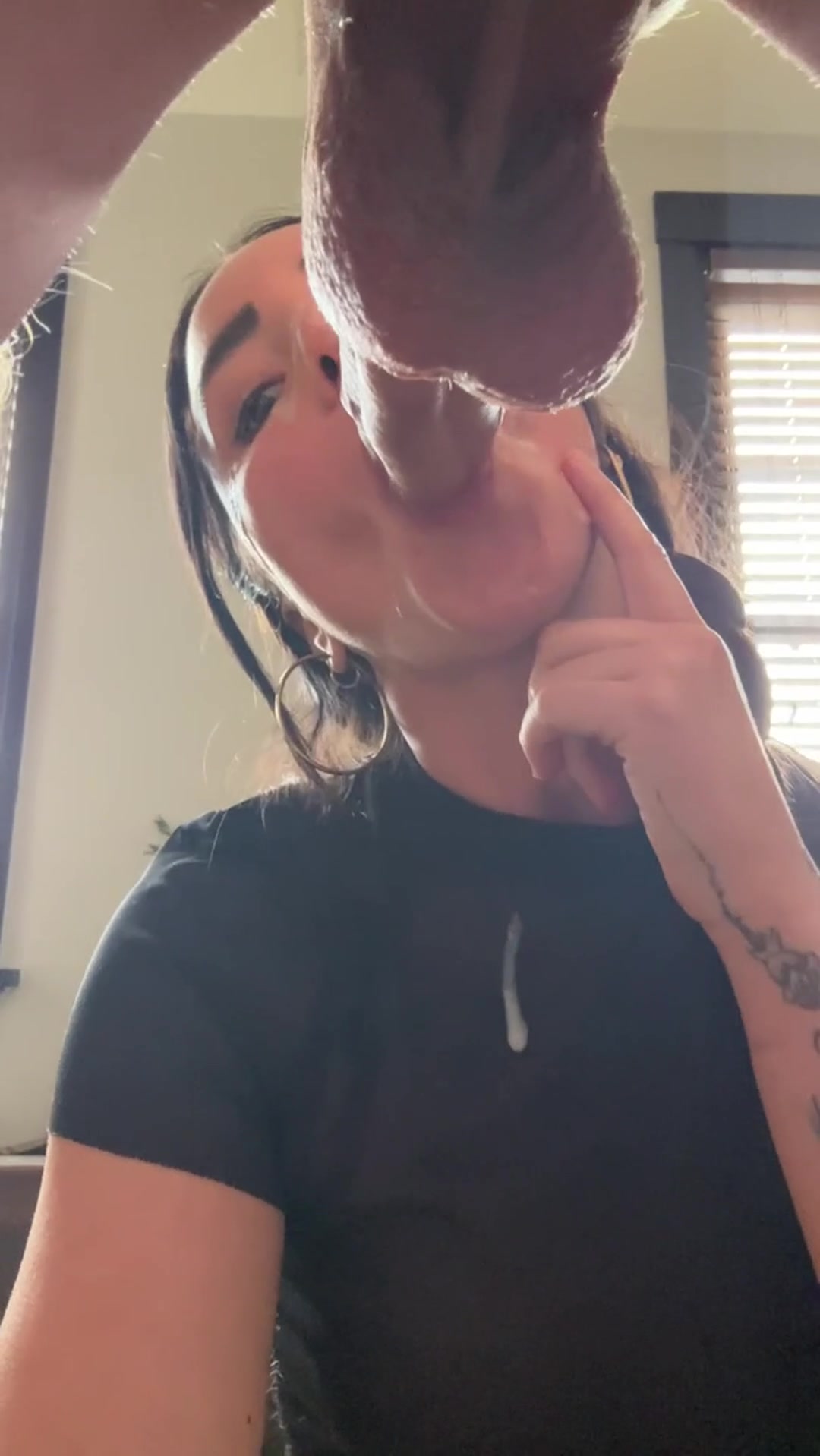 This video makes me wanna suck a big cock so bad - free porn video