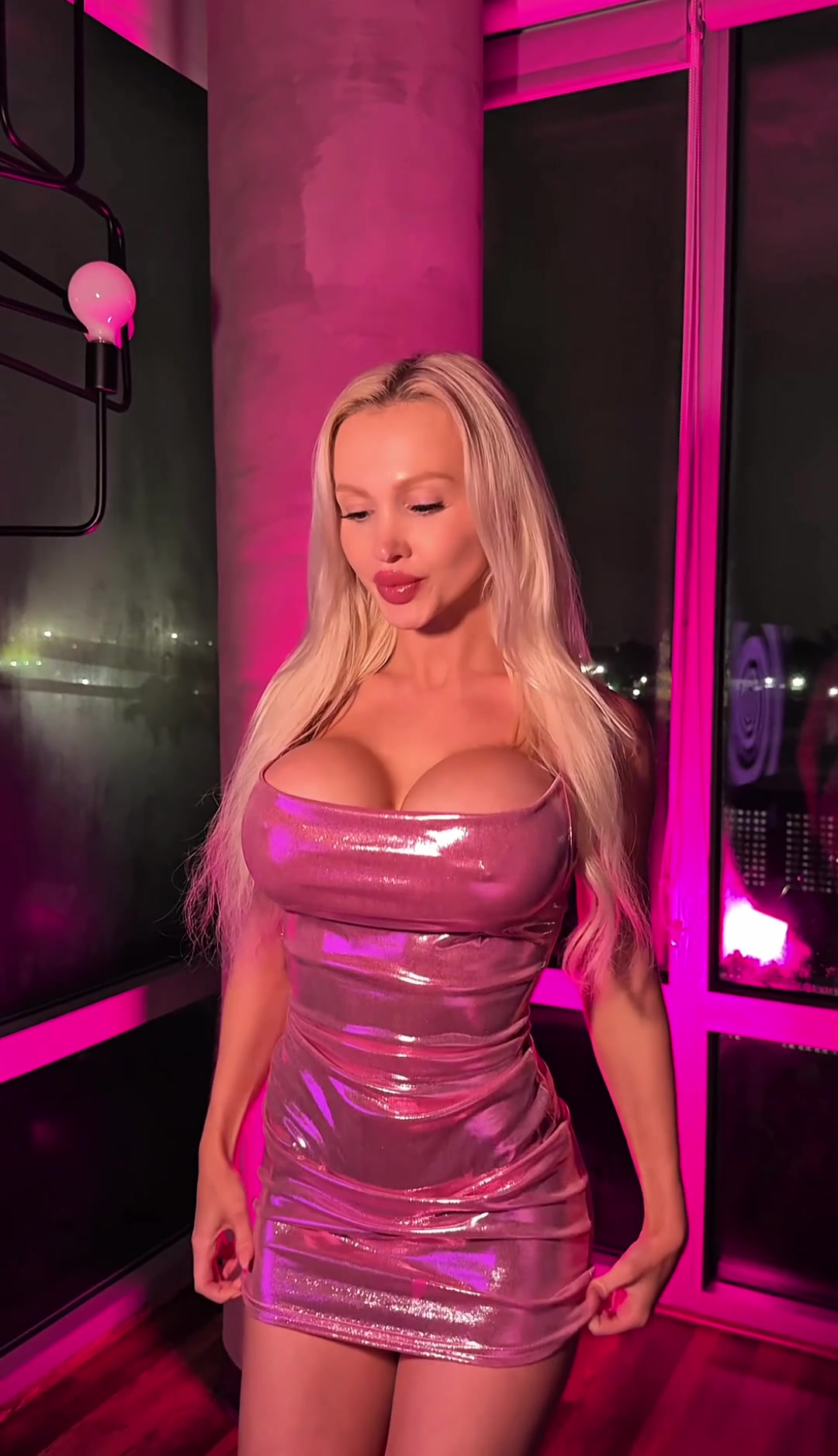 From deep cleavage to tiny bikinis… what’s your fav look of me? - free porn video