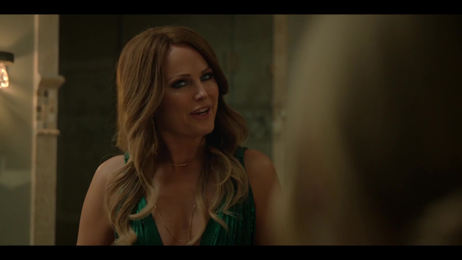 Malin Akerman - The Hunting Wives S01 E01 (2025) - free porn video