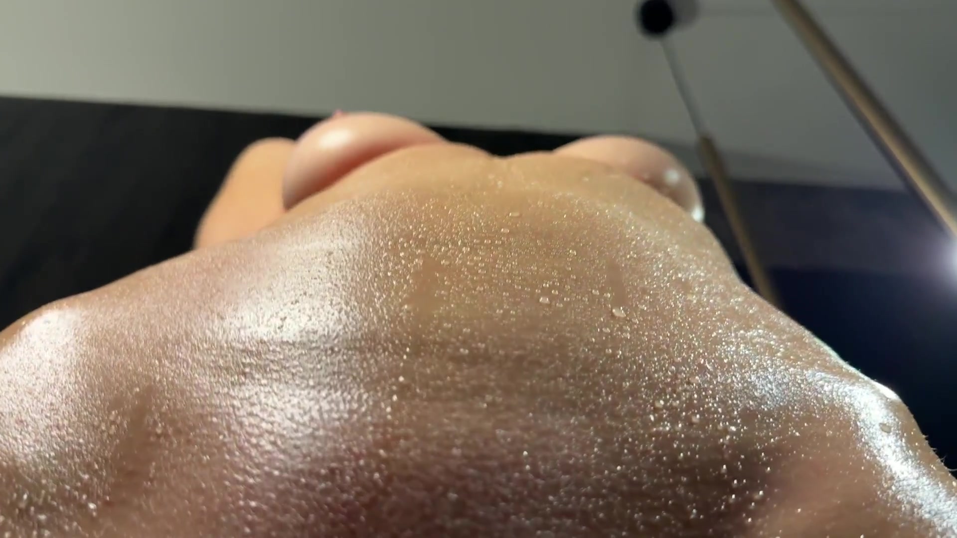 I can be your oil doll - free porn video