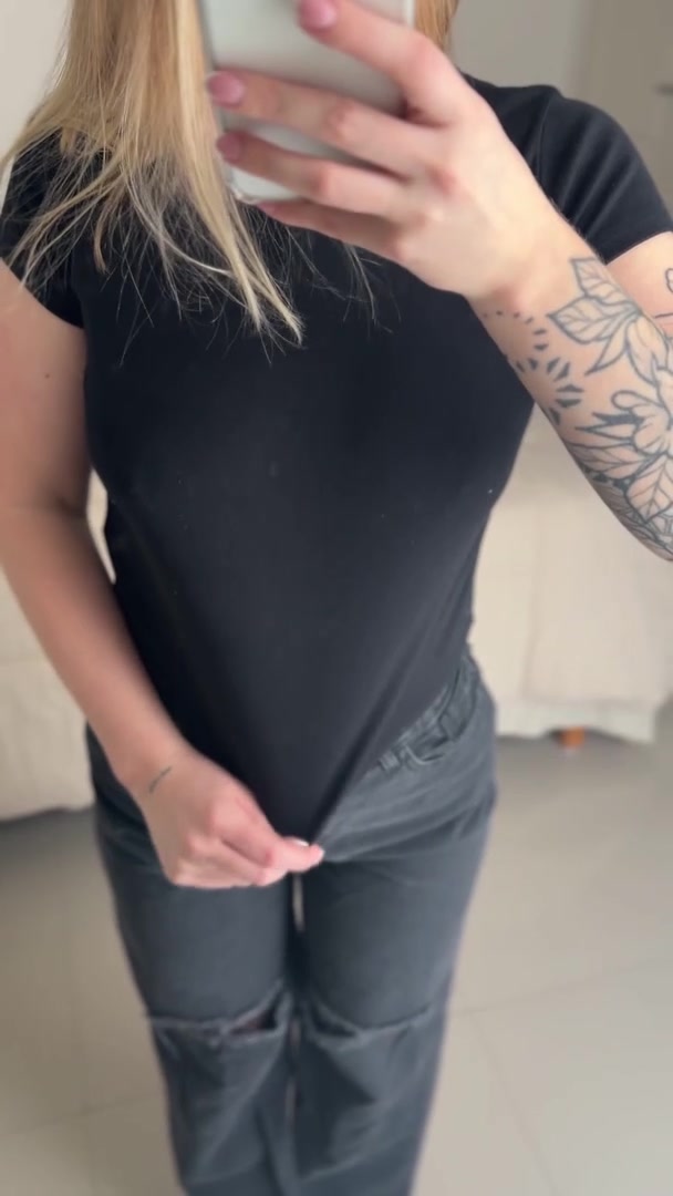 this outfit's perfect for quick flashes~ - free porn video