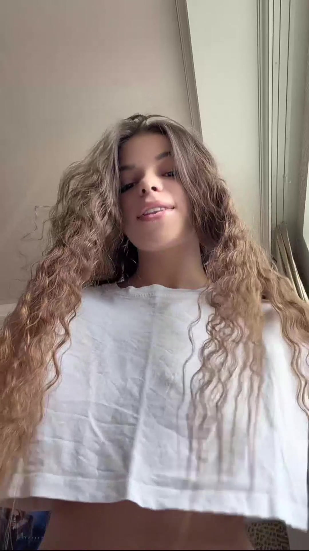 Alicee - free porn video
