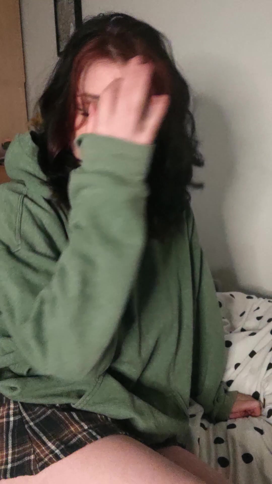 The cutest butt plug youve ever! - free porn video