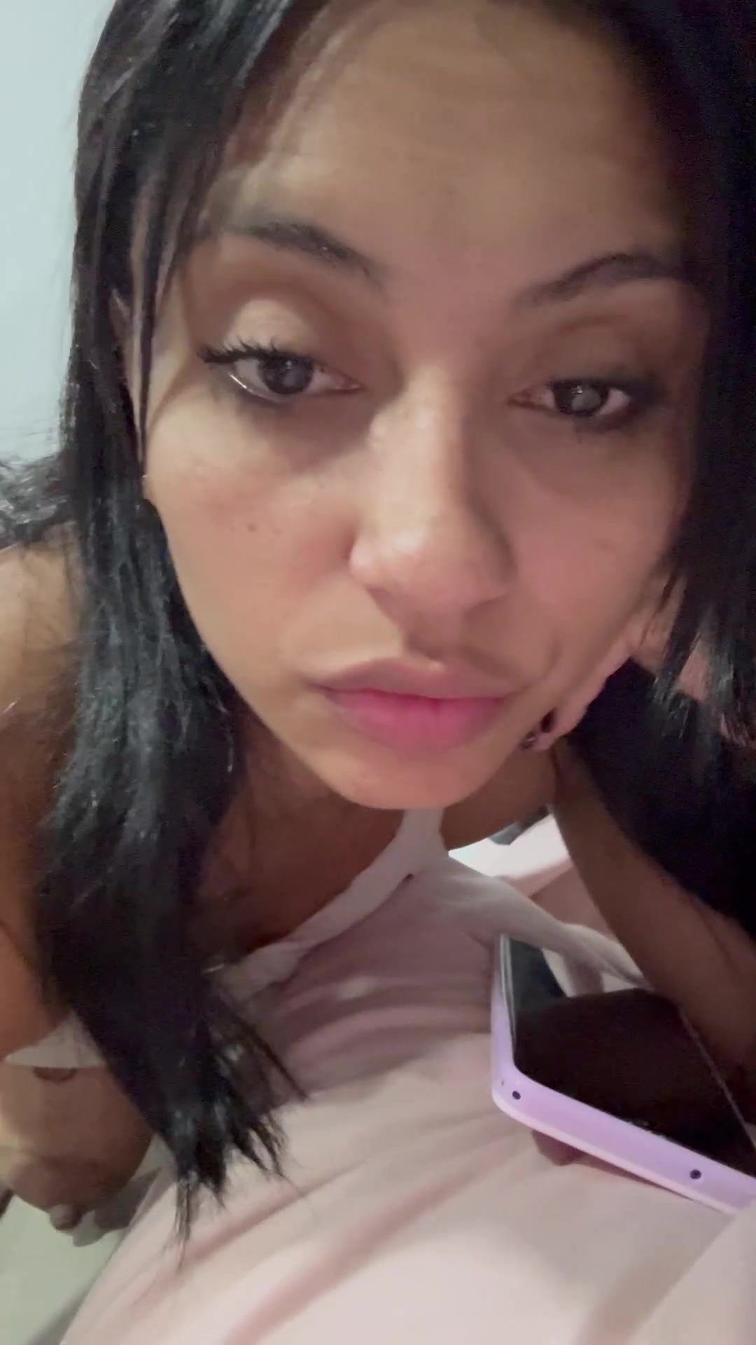 Grandpa loves my big Colombian Latina ass - free porn video