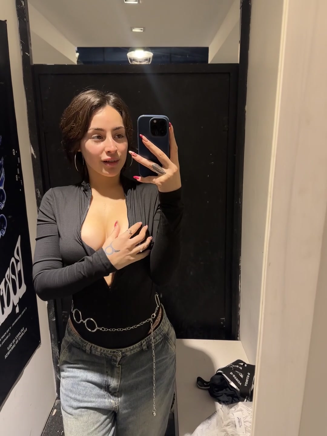 Are you just gonna stare at them - free porn video