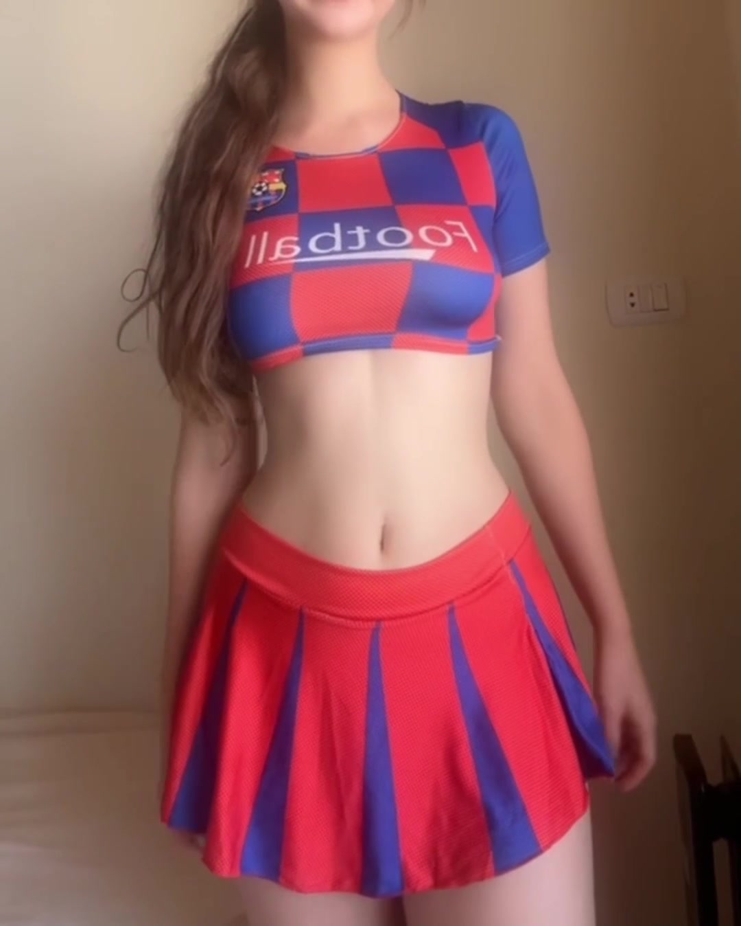 Football cheerleader - free porn video