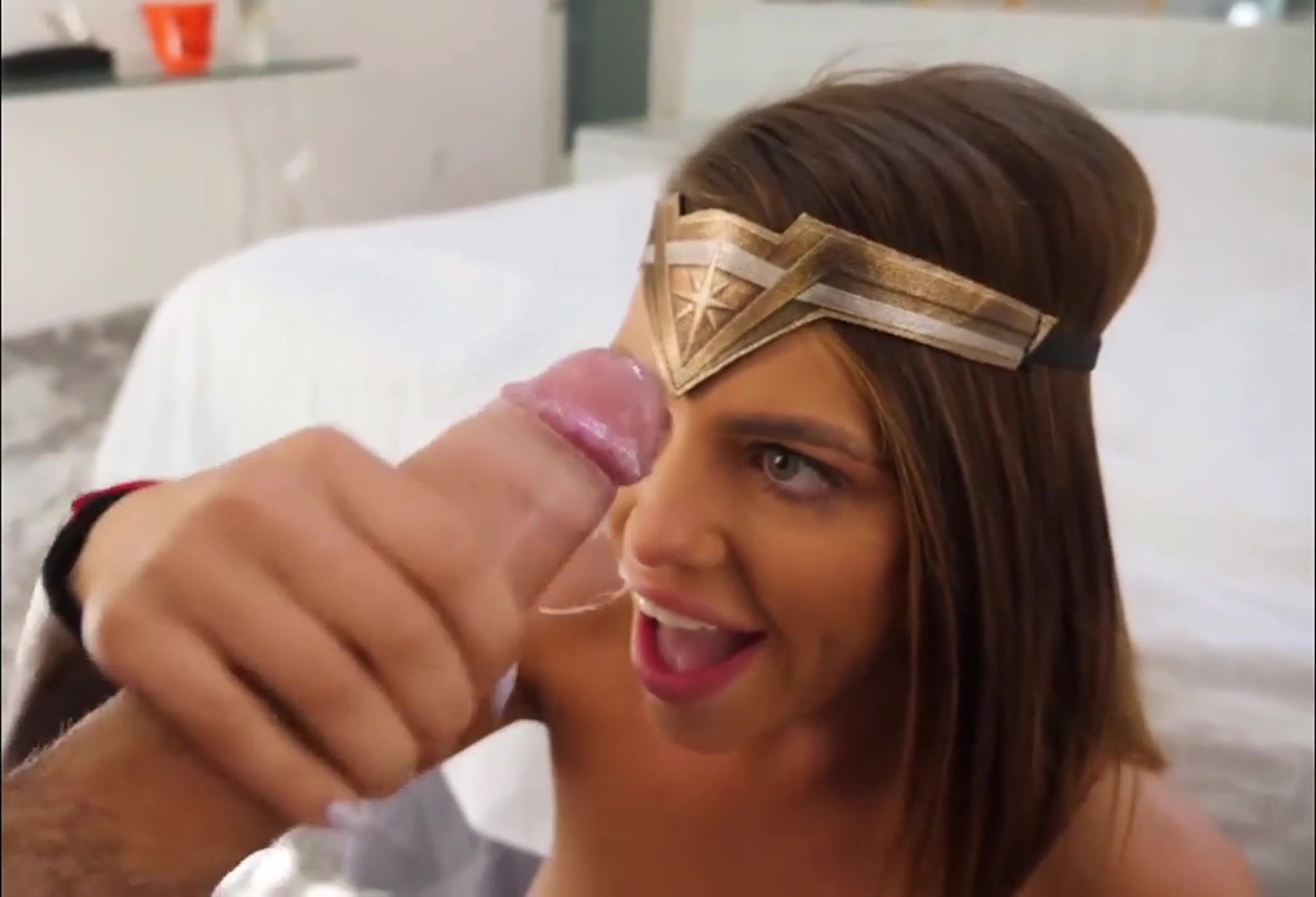 she's gulping all that so good - free porn video