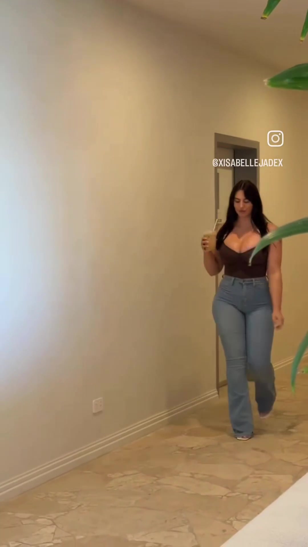 Thickk - free porn video