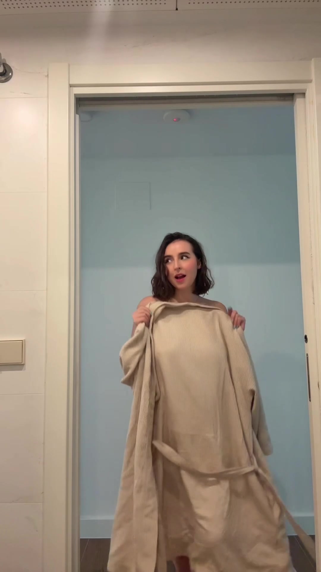 Suzanna - free porn video