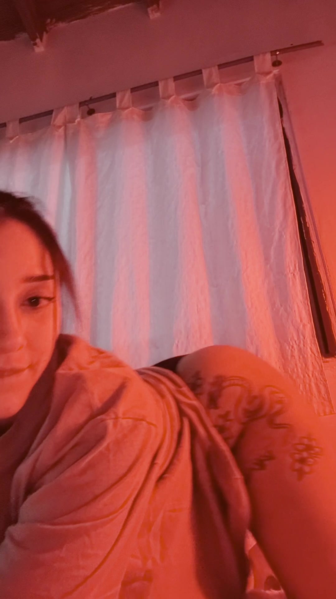 Skilled mouth can eat me while I do this - free porn video