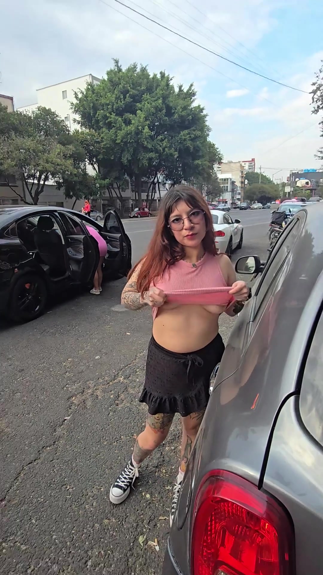 Flashing my boobs and making a run for it - free porn video