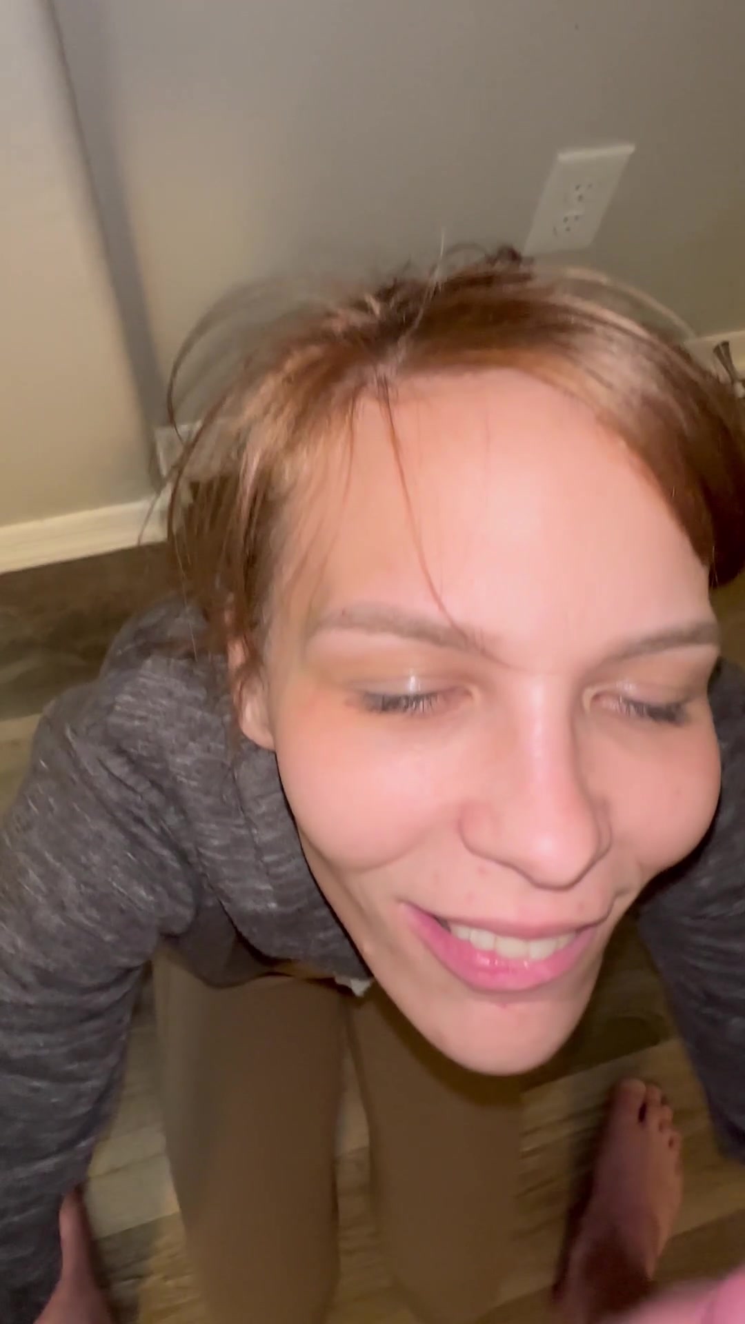 I look so pretty when I’m painted white - free porn video