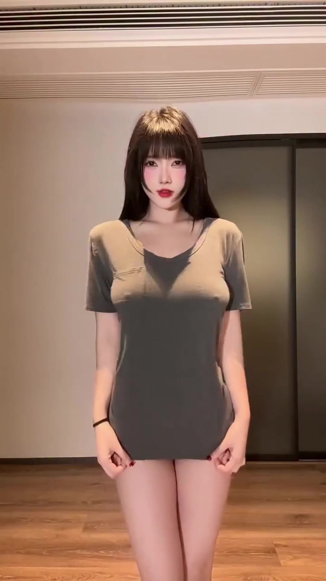 Young Asian beauty posing in lingerie just for you - free porn video