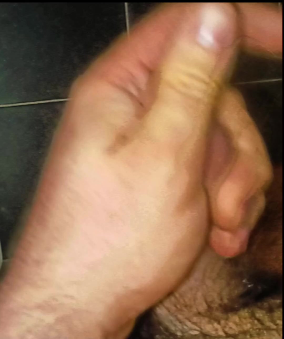 Slowly pushing myself over the edge - free porn video