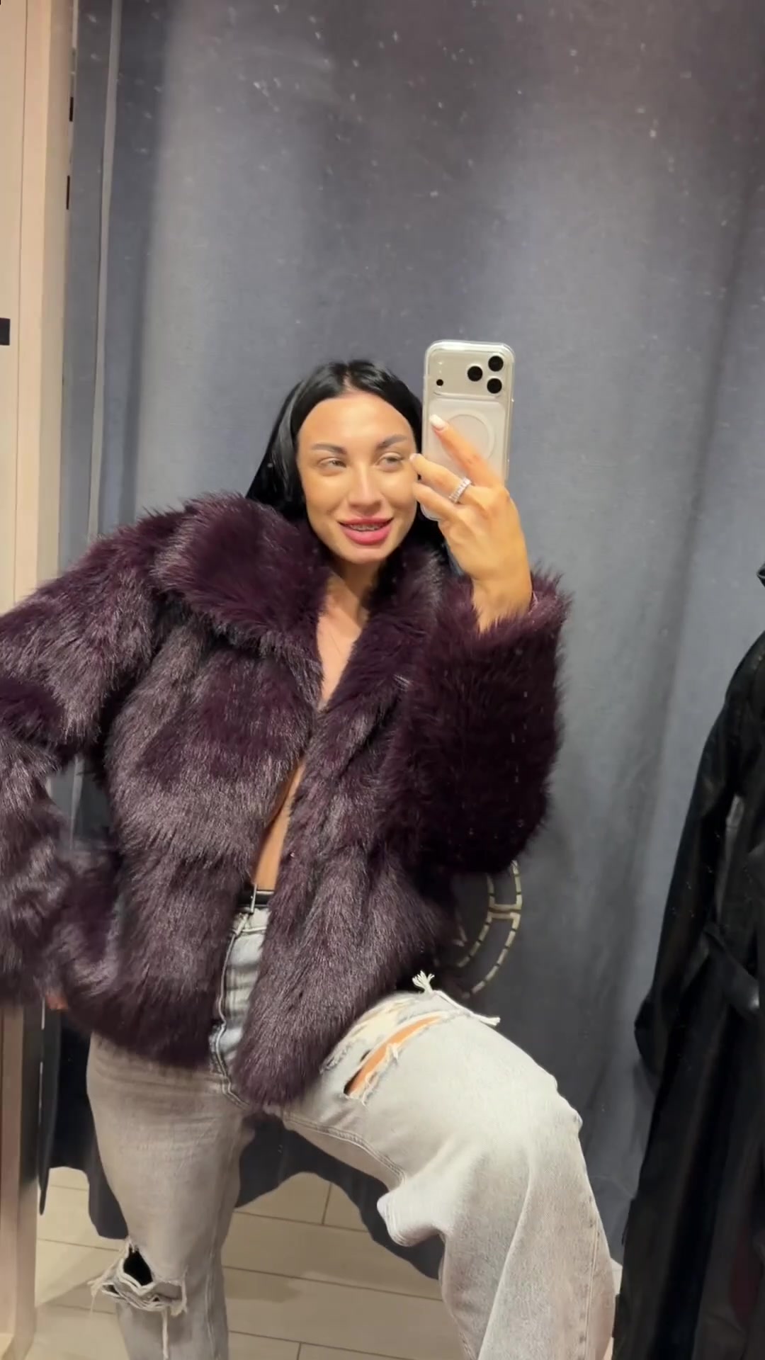 Am I your soft fur coat this winter? - free porn video