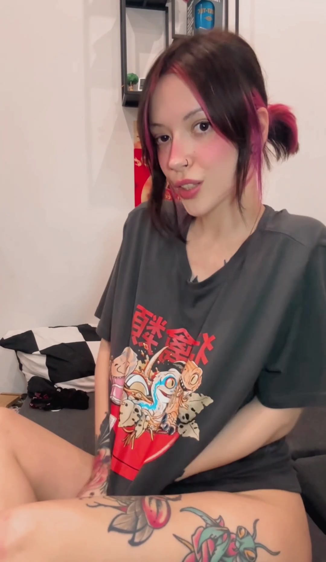 showing his best friend that im daddys girl - free porn video
