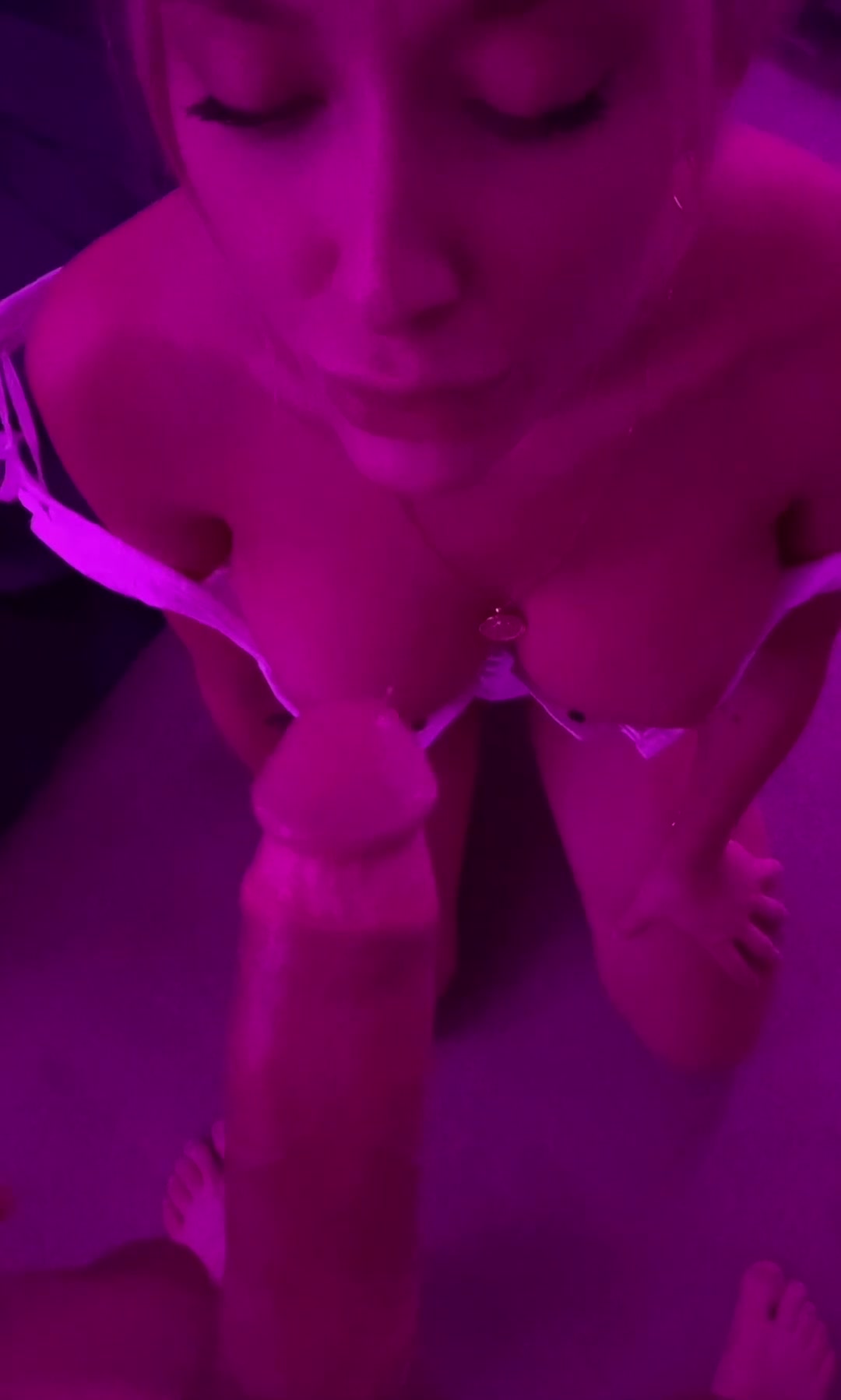 I just wanna feel your hardness. - free porn video