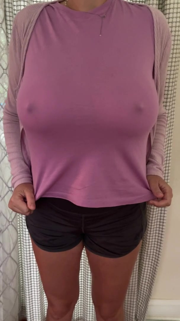 I forgot to wear a bra today - free porn video