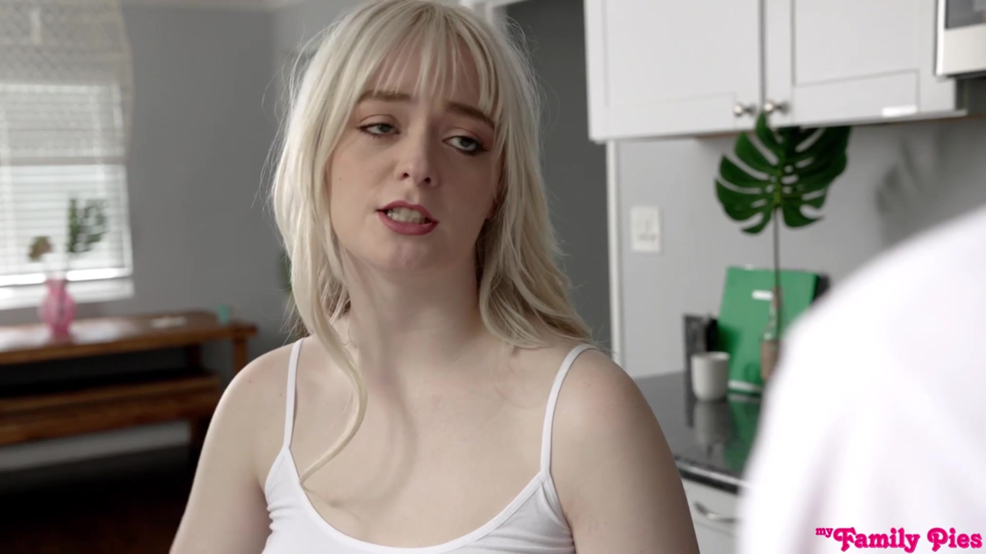 Step Siblings Hate Doing Chores - free porn video