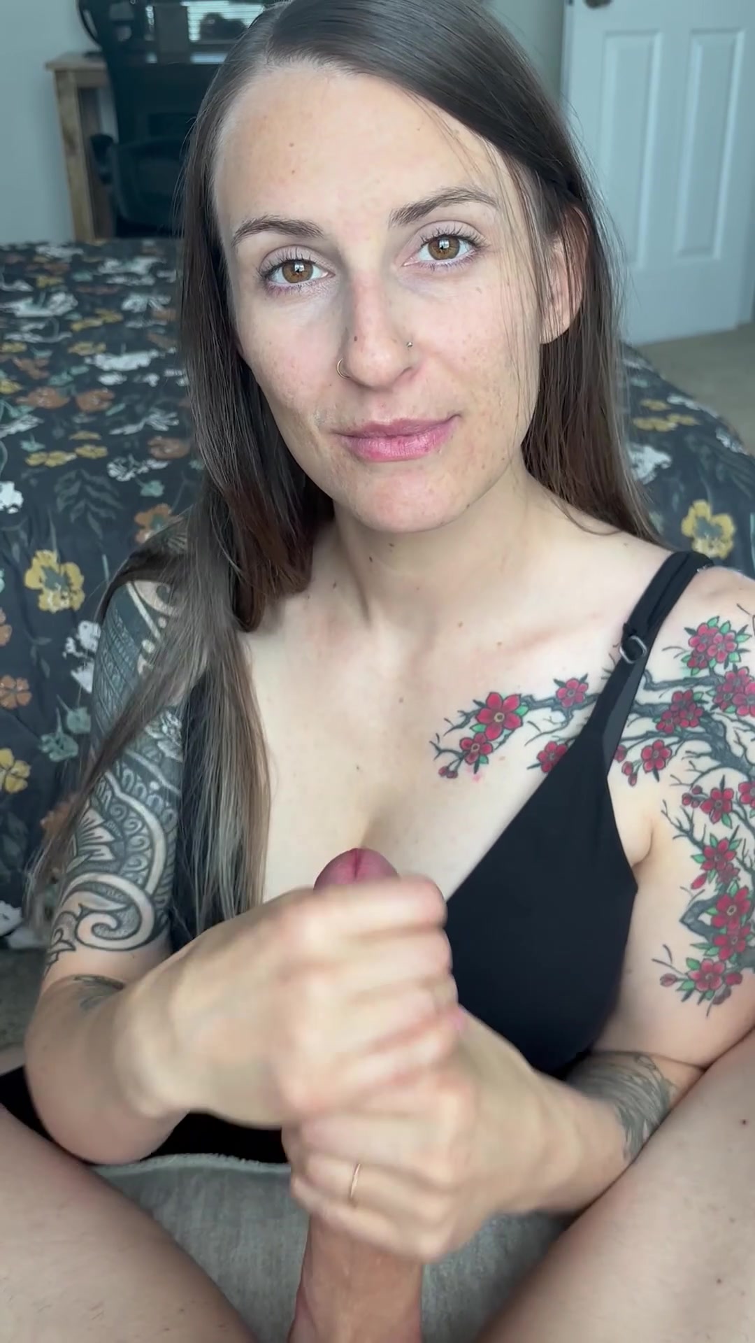 Look into my eyes while I make you cum - free porn video