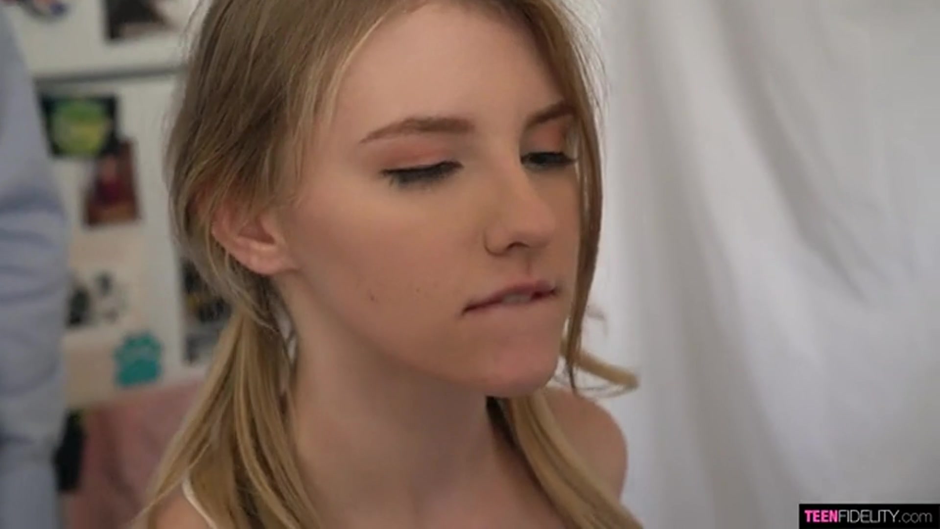 Melody Marks Doesn't Hold Back! - free porn video