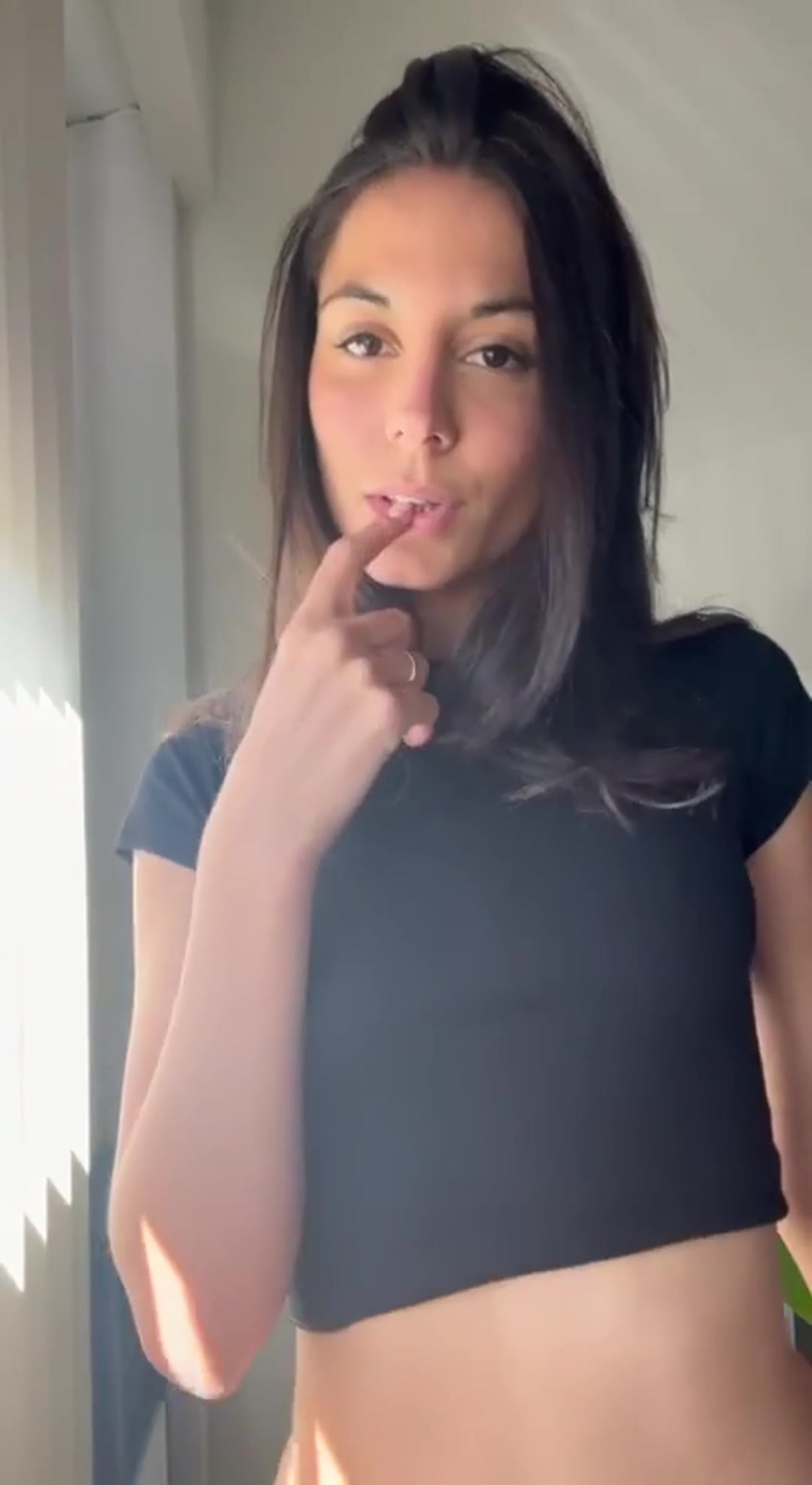 a warm little focus on pretty curves - free porn video