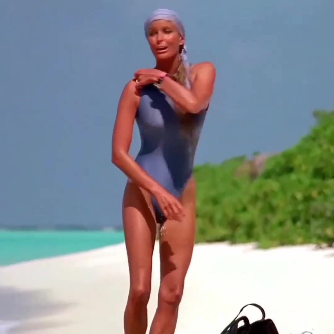 Bo Derek -- Ghosts Can't Do It (1989) - free porn video