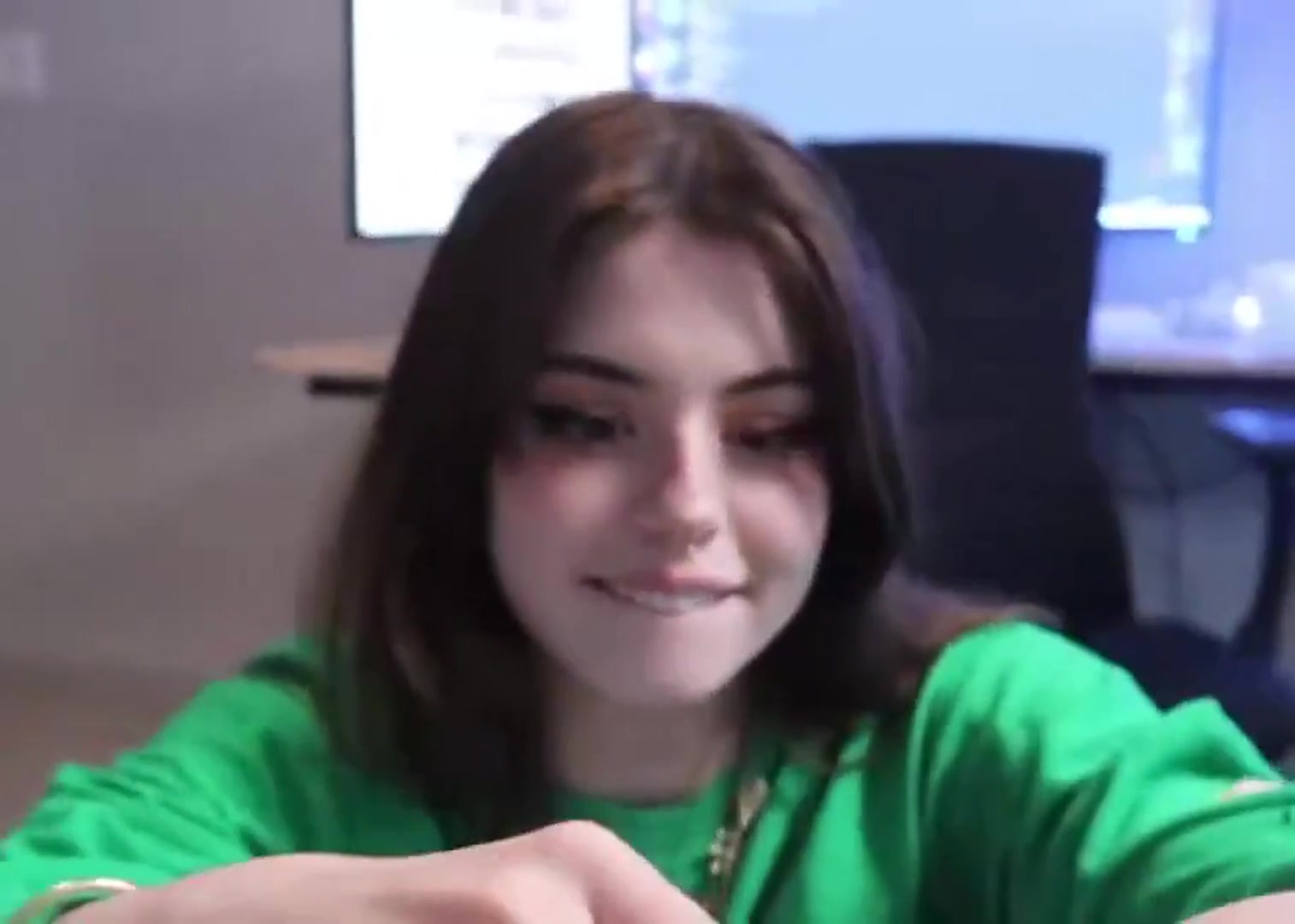 Looking for full video or the person in it - free porn video