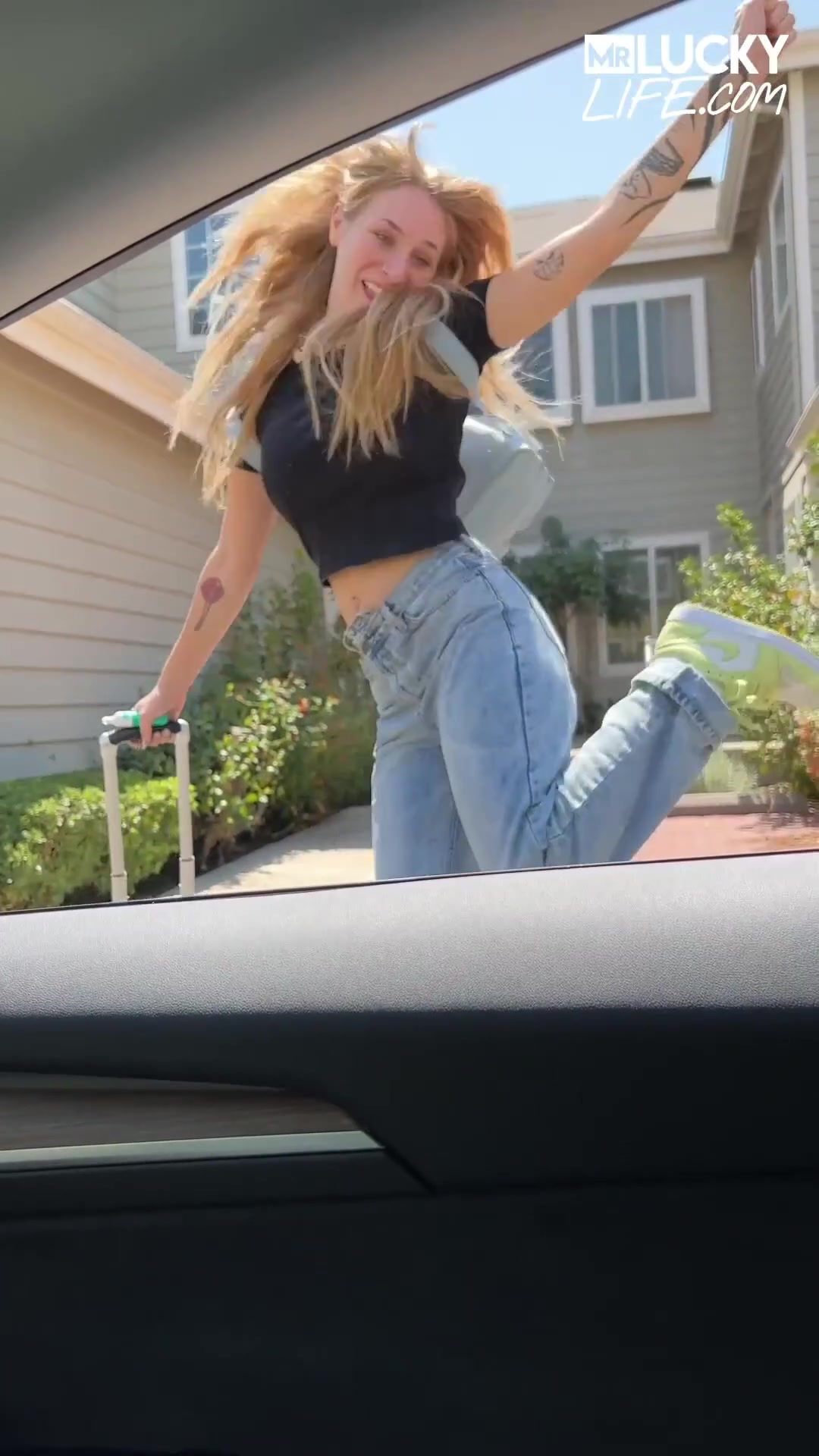 Walking on sunshine - free porn video