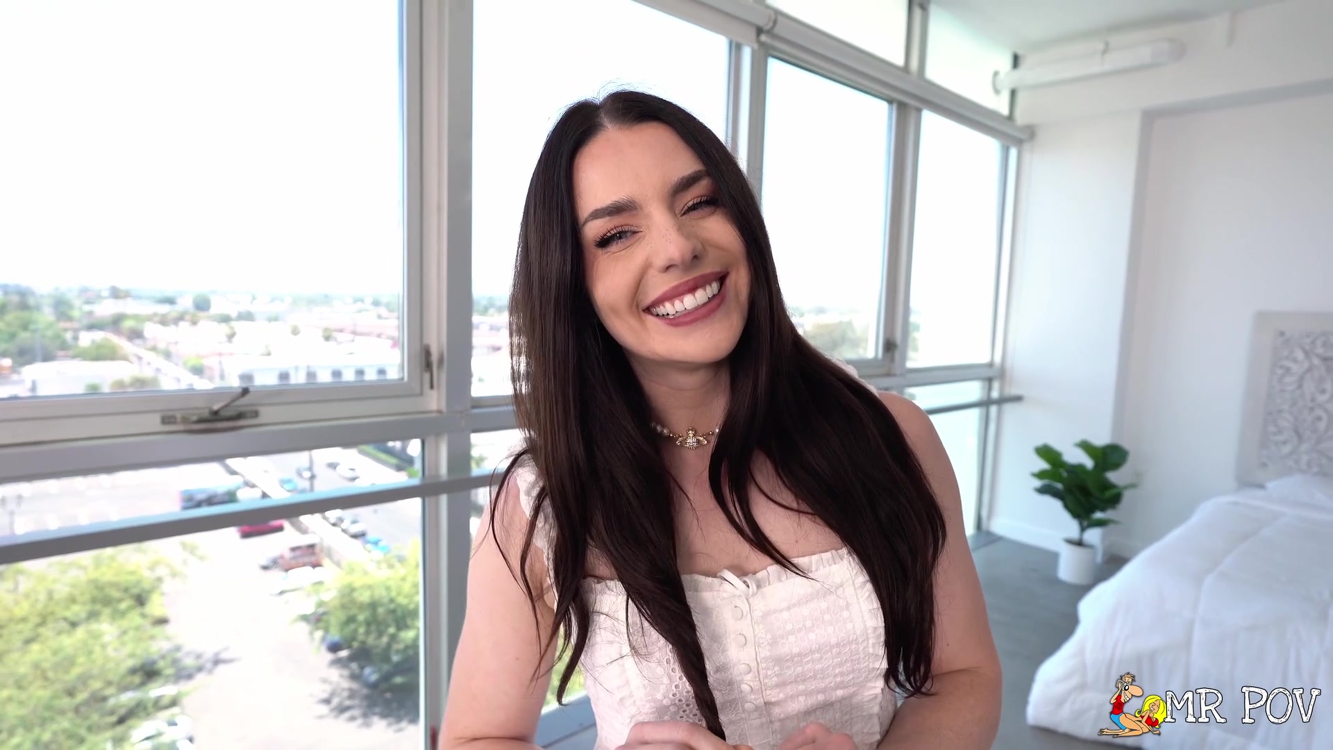 Maddie Wren in "Rearrange My Guts!" - free porn video