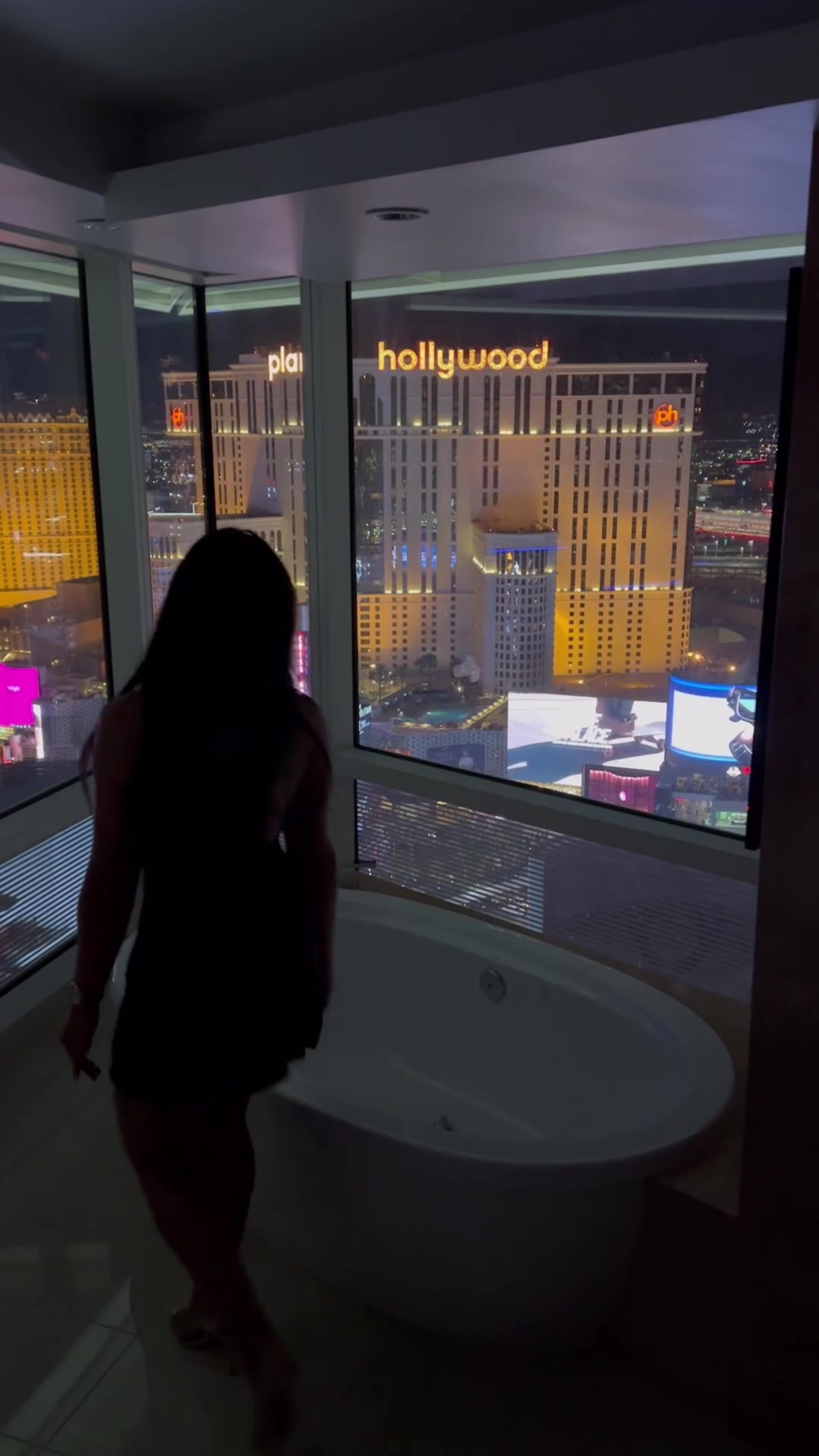 The real show in Vegas - free porn video