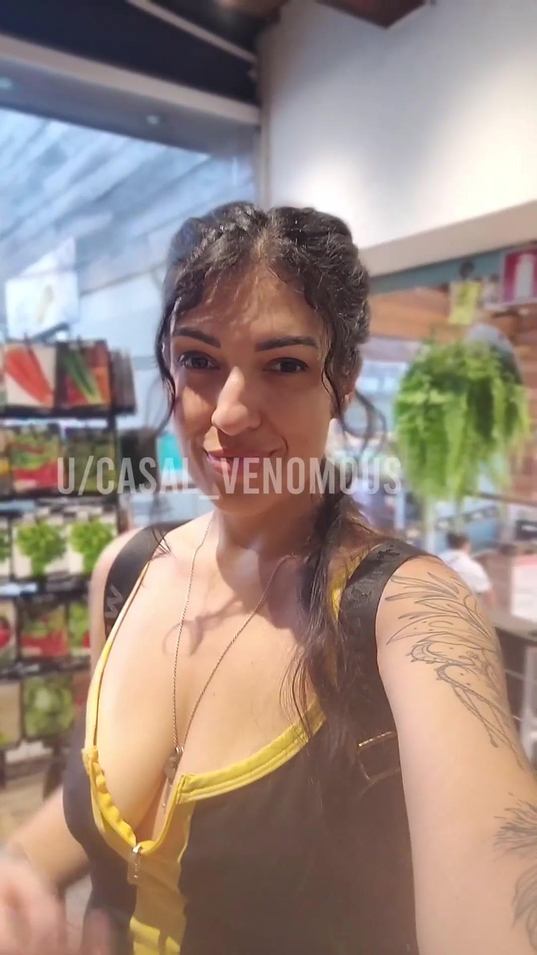Flashing tits at the supermarket [GIF] - free porn video