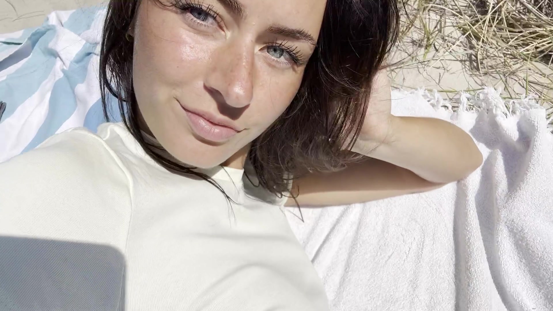 Hole are tastes better in the wild - free porn video