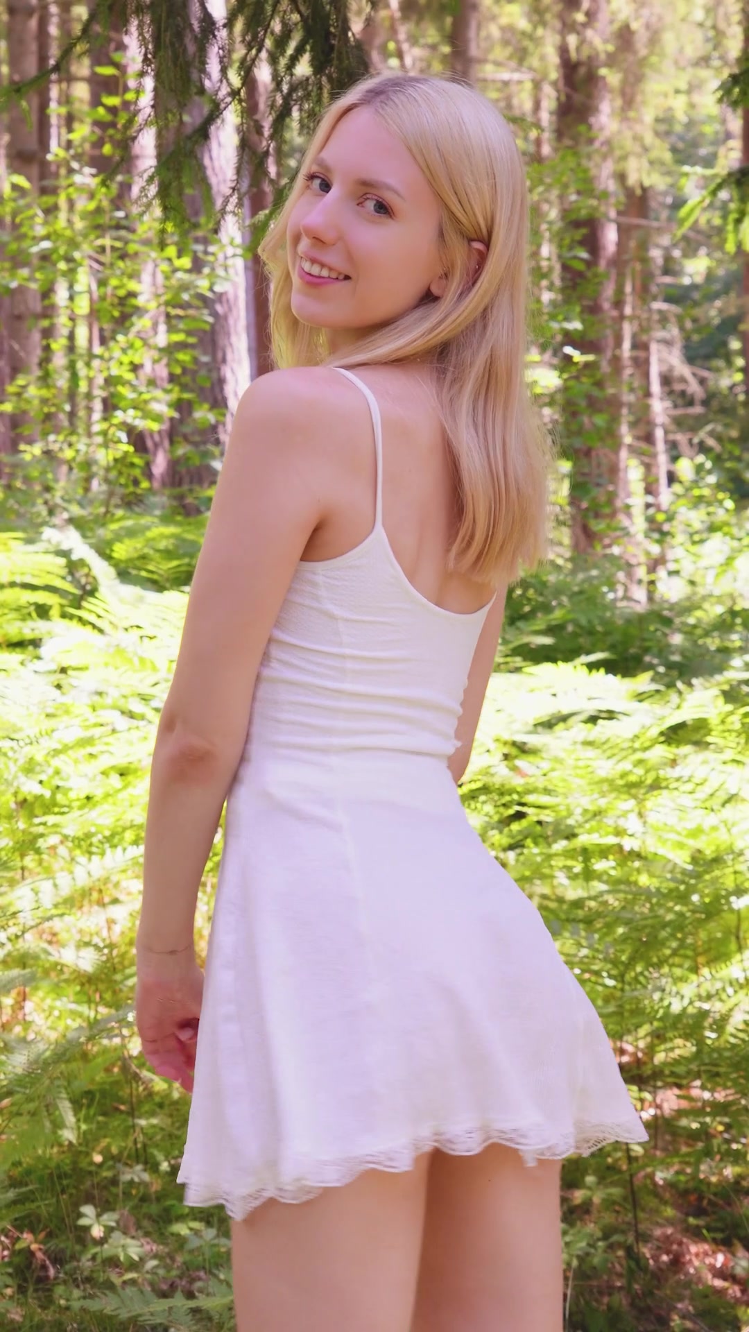 What's under my dress.. - free porn video