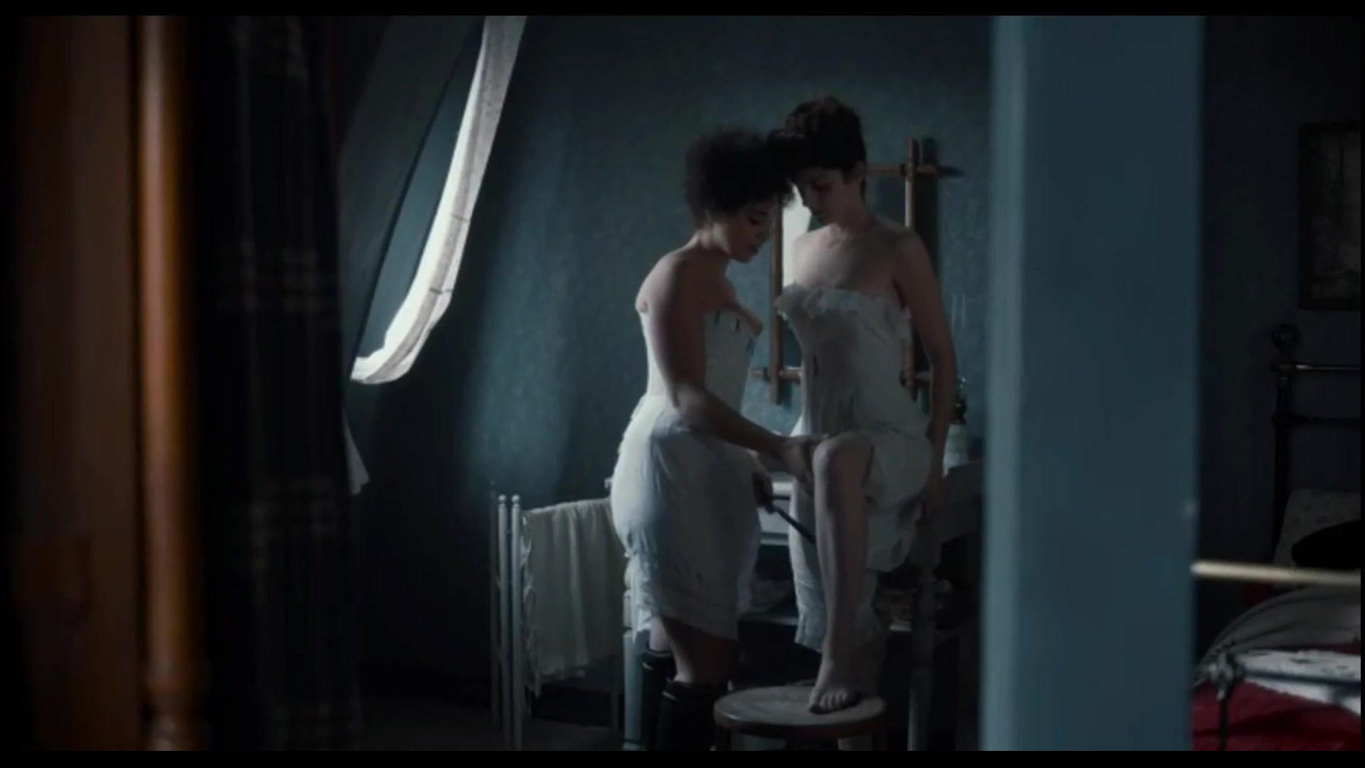 Curiosa (2019), Noémie Merlant & Camélia Jordana. - free porn video