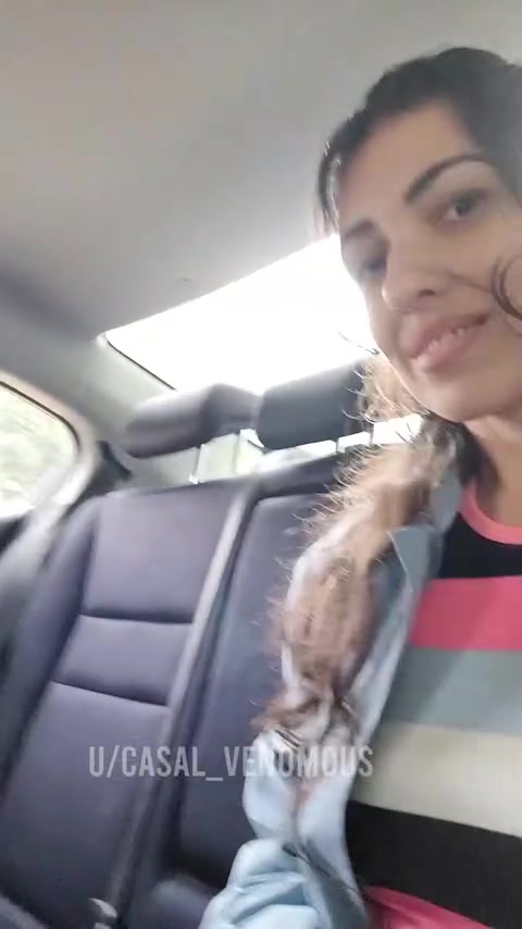 Flashing my boobs inside the Uber. [GIF] - free porn video