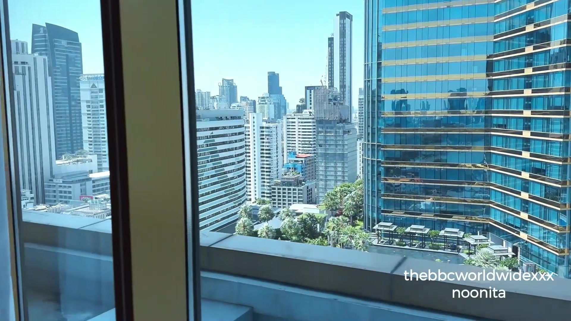 an asian hotwife is a must with this asia view - free porn video