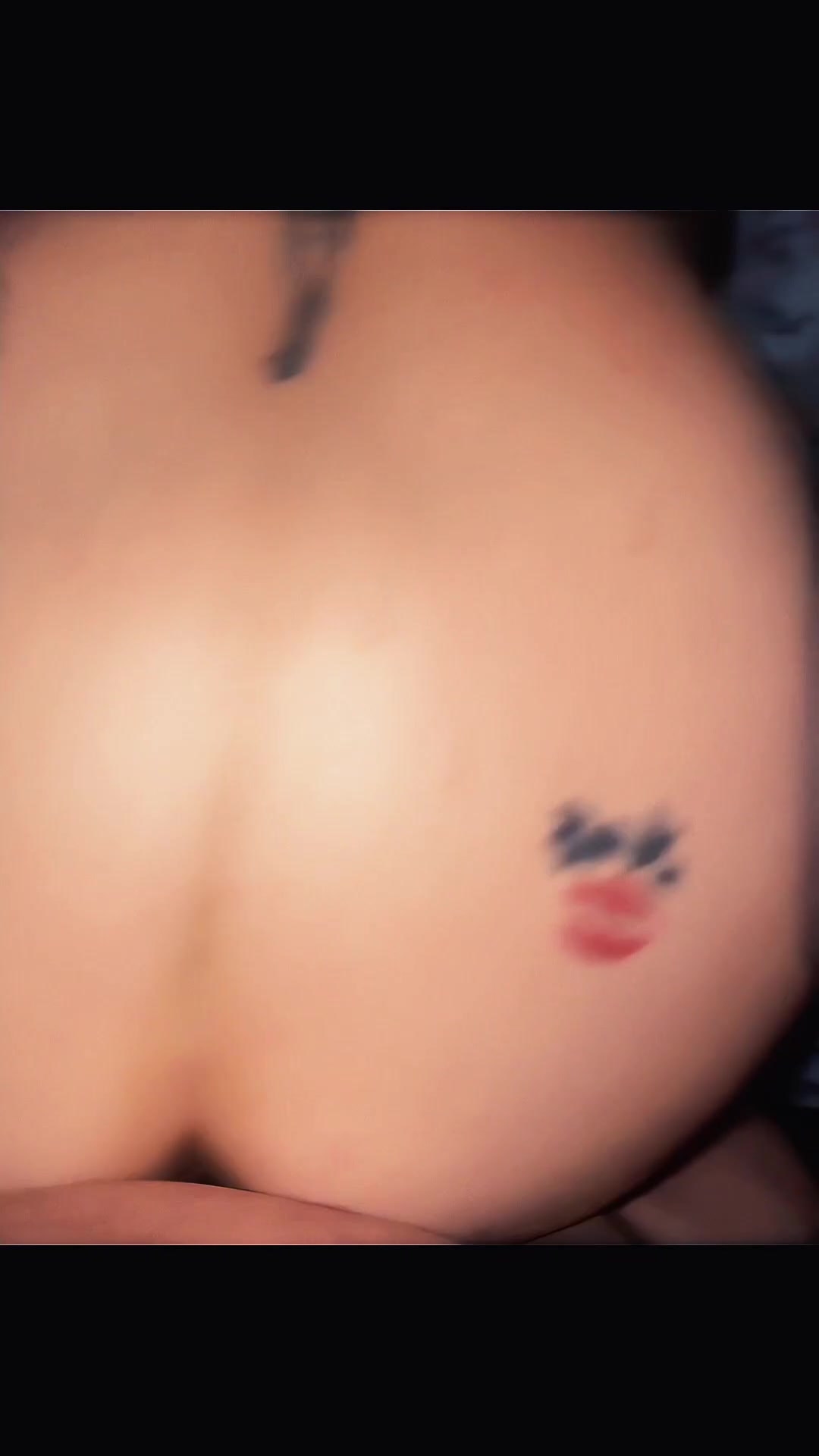 Wet milf - free porn video