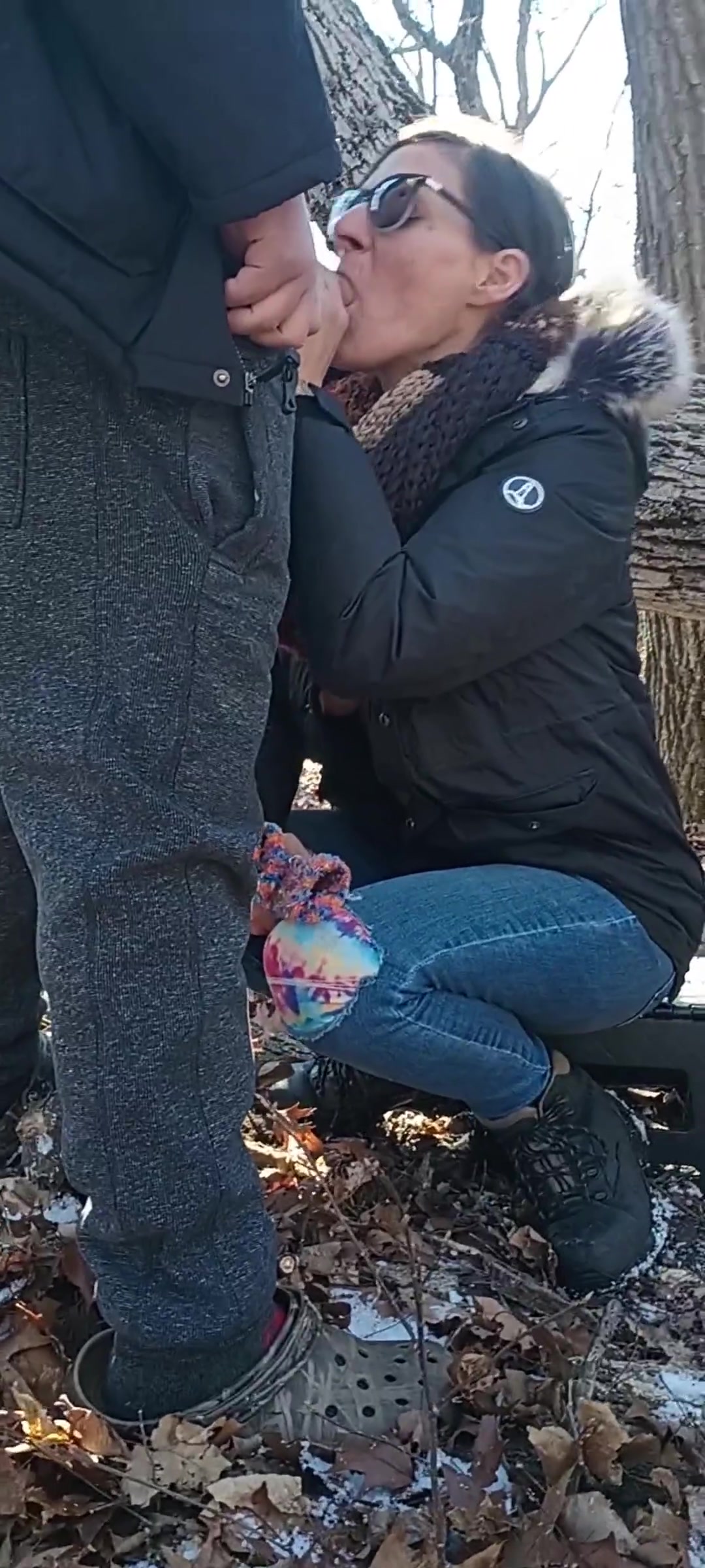 That time I met a fan outdoors and made him cum so much. - free porn video