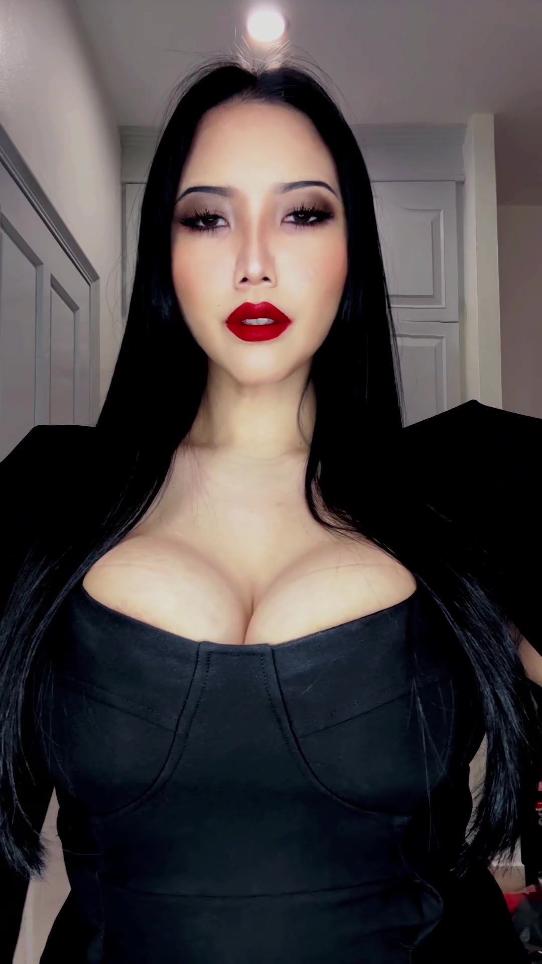 Morticia Addams (Aria) [Addams Family] - free porn video