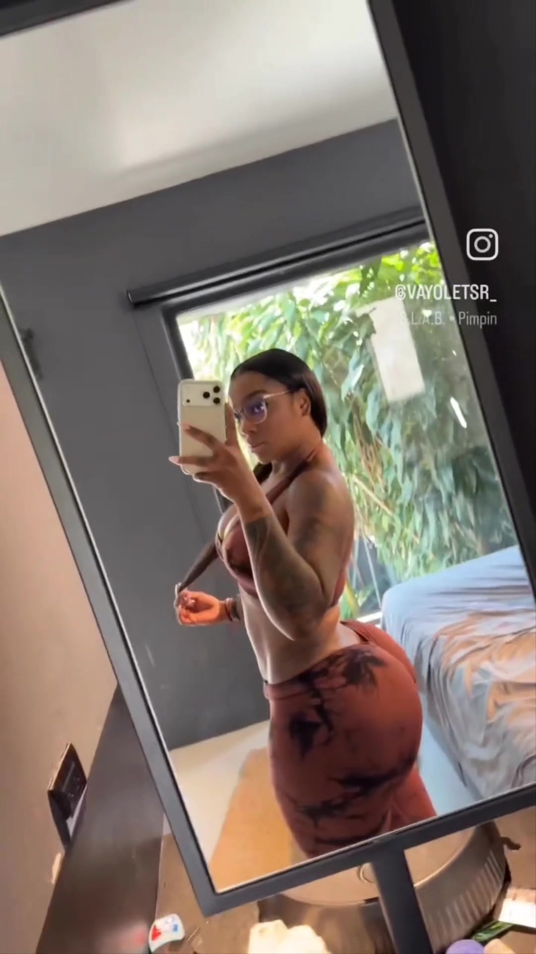 caked up. - free porn video