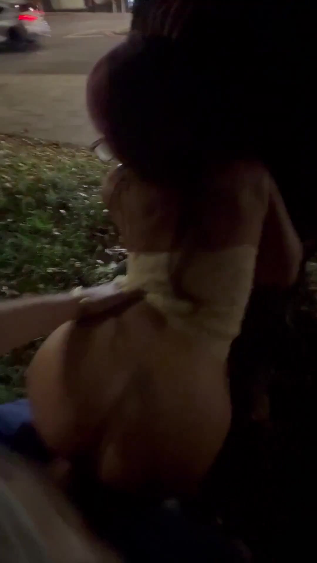 Outdoor backshots - free porn video