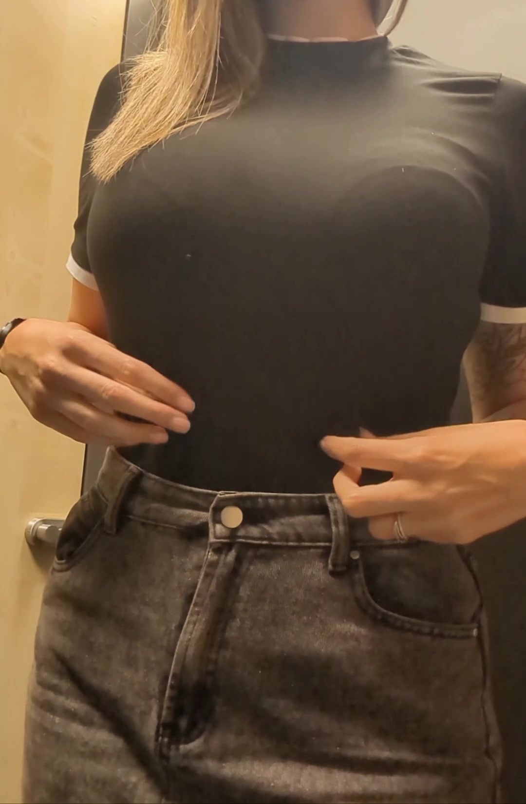 Enjoying titty Tuesday in the work toilets - free porn video