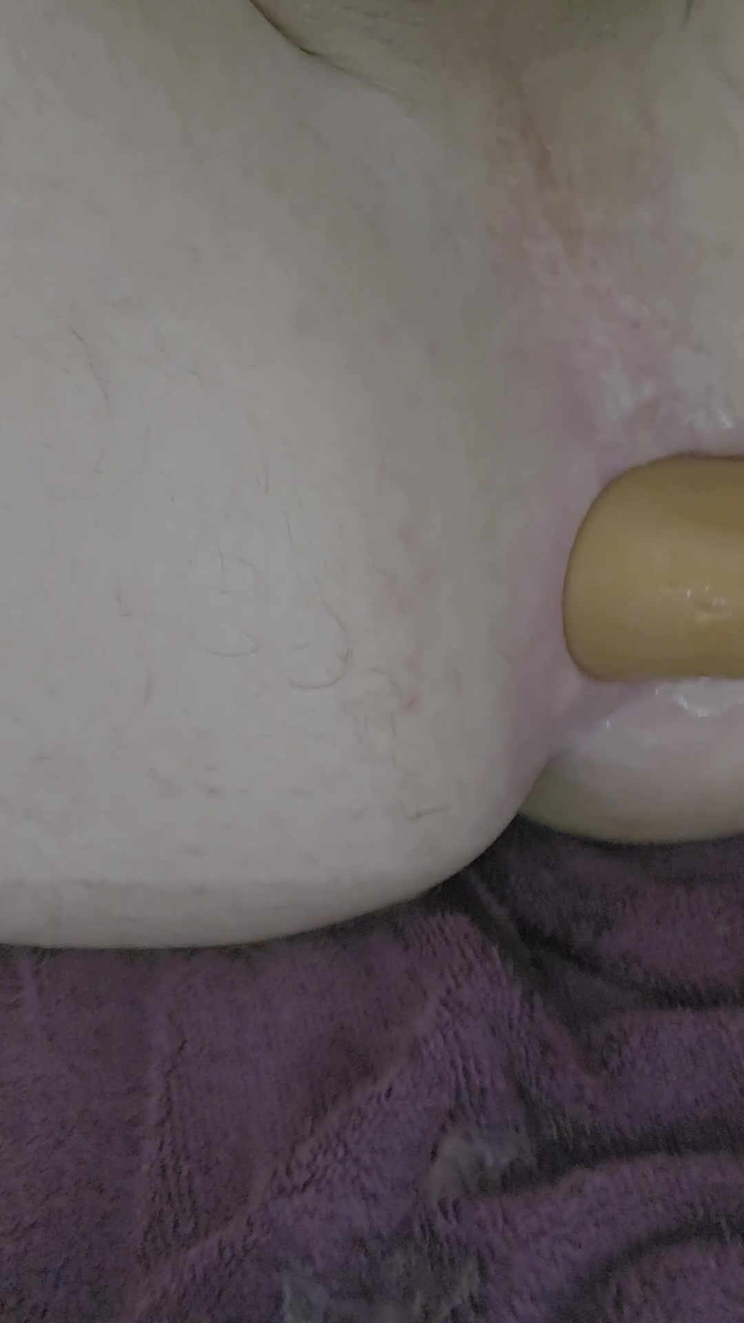 It's always so exciting using a new toy for the first time! This plug made my ass feel so full and the sound it made when I pulled it out of my gaping hole was unreal 😍 - free porn video
