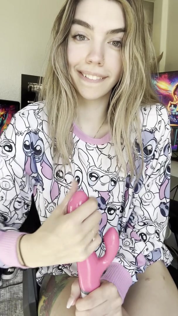 Who ordered the filthy, cum hungry gamer girl special... xxxtra smol? - free porn video