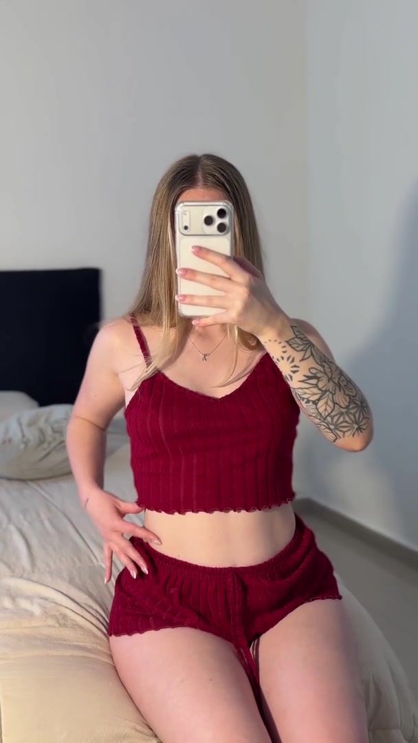 no bra under my pjs ever~ - free porn video
