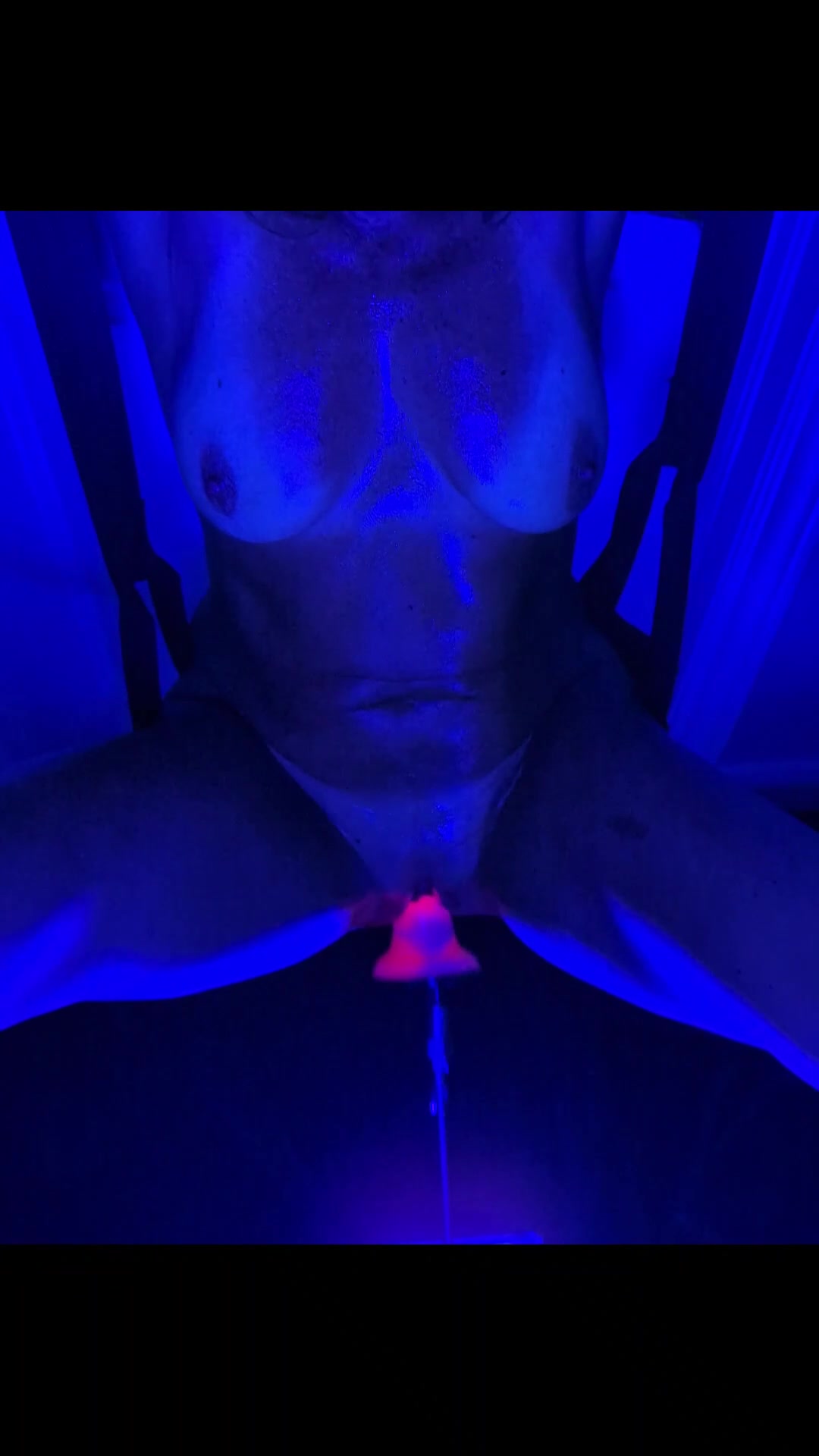 So deep - free porn video